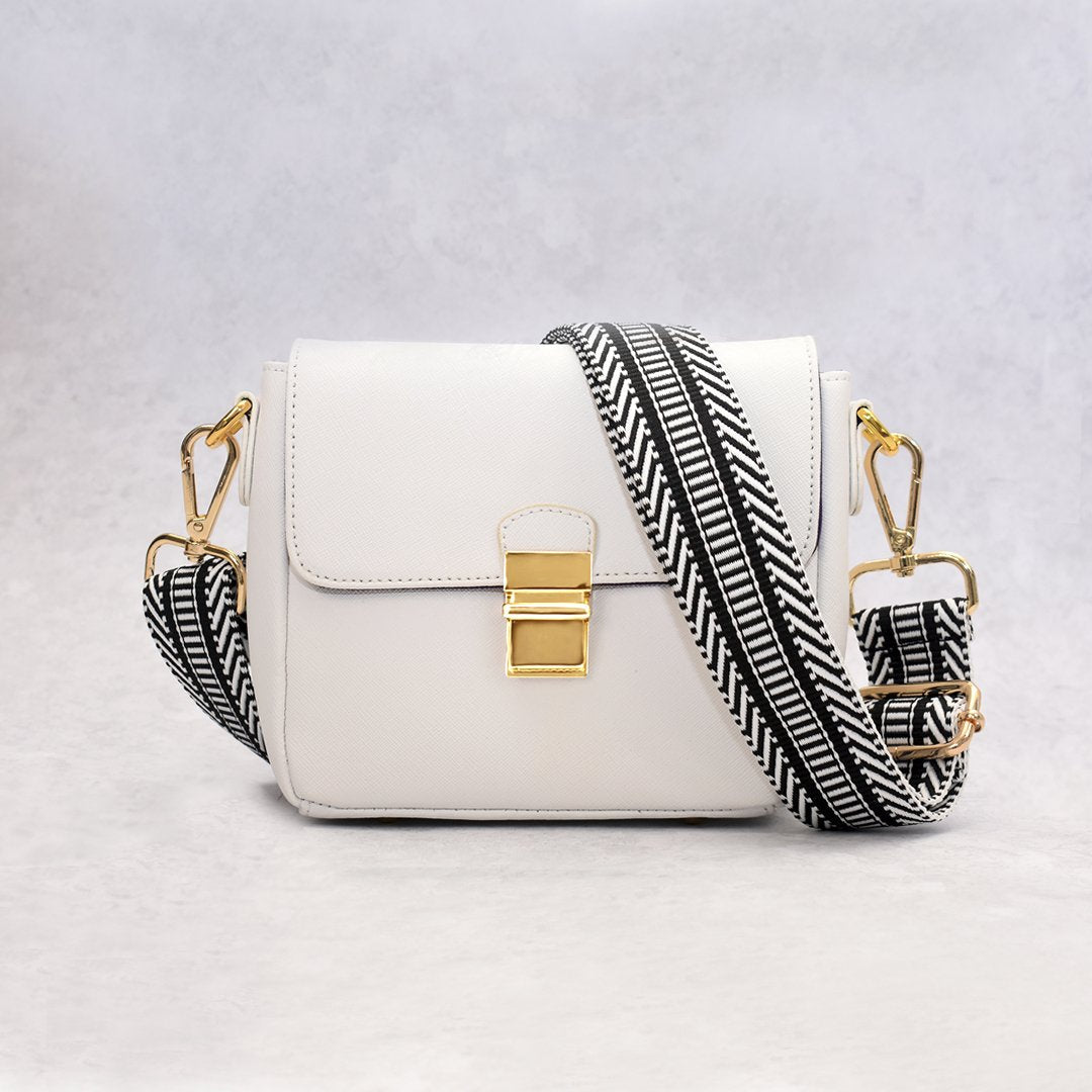 The Petite Clutch — Pearl