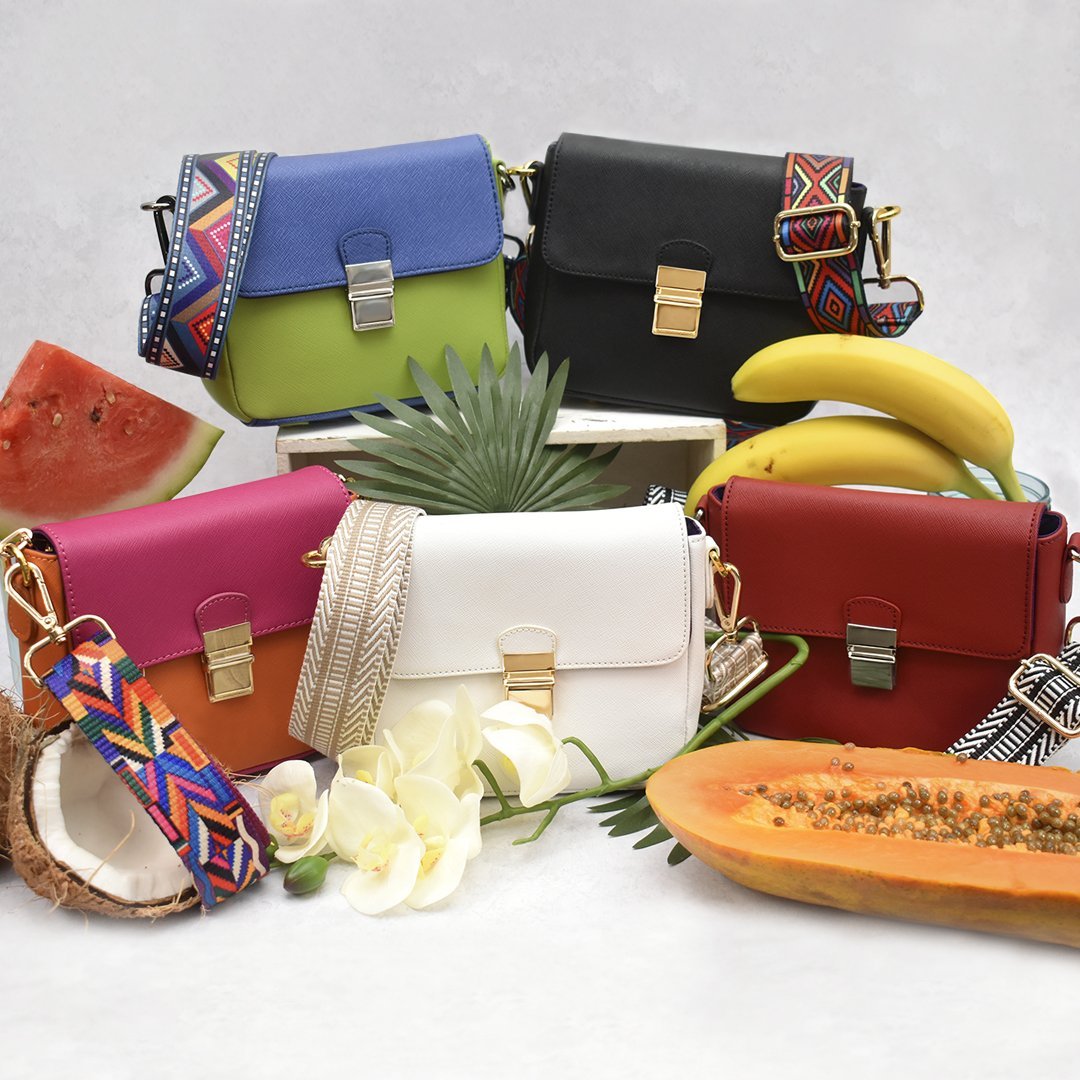 The Petite Clutch — Pearl